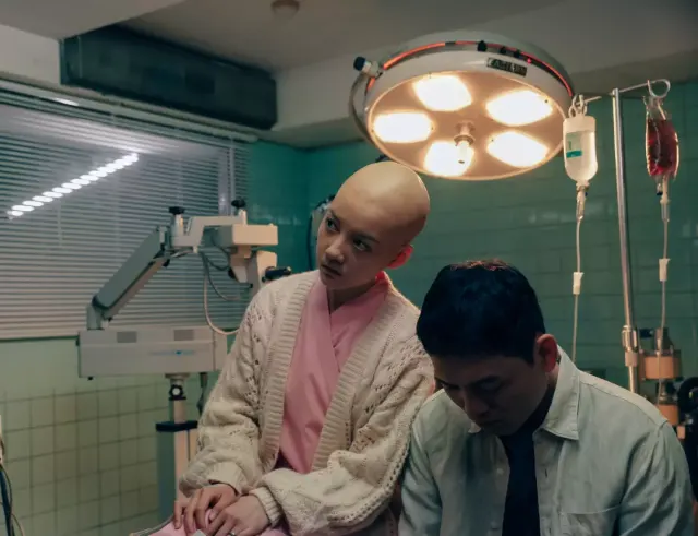 所有人都在死-圖片